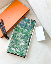 Load image into Gallery viewer, HERMES 2024 All&#39;Orto Botanico di Palermo Shawl 140 / Vert Vif / Naturel / Bleu
