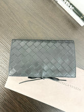 Load image into Gallery viewer, BOTTEGA VENETA Nappa Intrecciato Tie Clutch in Black
