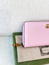 Load image into Gallery viewer, GUCCI Double G Zip Around Long Wallet with Bamboo / Pink

