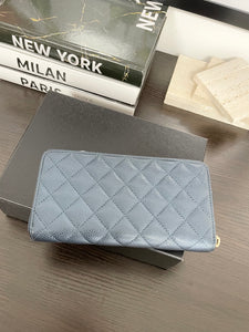 CHANEL Classic Metallic Grained Calfskin Long Zipped Wallet in Blue