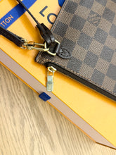 Load image into Gallery viewer, LOUIS VUITTON Neverfull Damier Ebene Pochette Wristlet Pouch in Cherry
