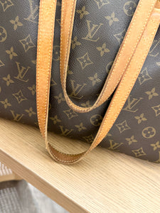 LOUIS VUITTON Monogram Batignolles Horizontal Shoulder Bag