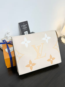 LOUIS VUITTON 2021 Monogram Empriente Leather Toiletry Pouch 26 in Cream Saffron