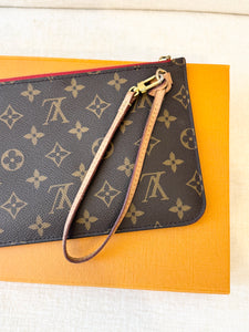 LOUIS VUITTON Neverfull MM Monogram Pochette Wristlet Pouch - Cherry
