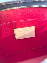 Load image into Gallery viewer, 🍒 LOUIS VUITTON LV x TM Takashi Murakami Monogram Cherry Toiletry Pouch
