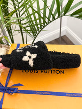 Load image into Gallery viewer, LOUIS VUITTON Shearling Bom Dia Flat Mule in Black/White - EU38
