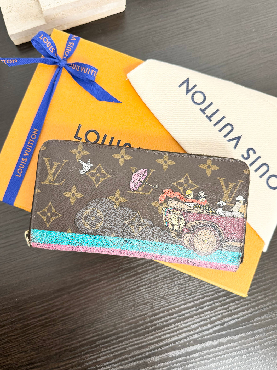 LOUIS VUITTON Limited Edition Monogram Pattern Zippy Wallet