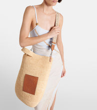 Load image into Gallery viewer, LOEWE Slit Large Raffia and Calfskin Tote Bag - Natural/Tan
