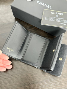 CHANEL Caviar Quilted Small Boy Flap Wallet in Black