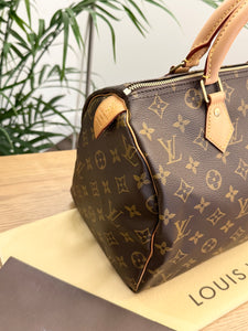 LOUIS VUITTON Monogram Speedy 30 Satchel Bag