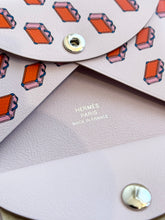 Load image into Gallery viewer, HERMES 2025 Calvi Duo Suitcase &quot;Valises&quot; Printed Swift Leather / Mauve Pale
