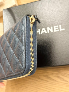 CHANEL Classic Metallic Grained Calfskin Long Zipped Wallet - Blue