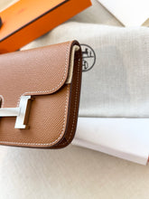 Load image into Gallery viewer, Hermès Constance Slim Wallet Gold Epsom / Silver Hardware

