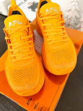 Load image into Gallery viewer, APL McLaren HySpeed - McLaren Orange - Men’s 6/Women’s 7.5
