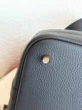 Load image into Gallery viewer, Hermes 2025 Sac Picotin Lock 26 Clemence - Noir / GHW
