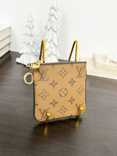 Load image into Gallery viewer, LOUIS VUITTON 2020 Monogram Reverse Square Pouch
