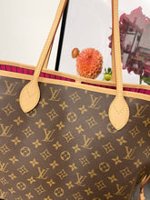 Load image into Gallery viewer, LOUIS VUITTON 2022 Monogram Neverfull MM Tote in Pivoine Pink
