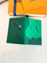Load image into Gallery viewer, LOUIS VUITTON Golf Green Colored Monogram Passport Cover - Green
