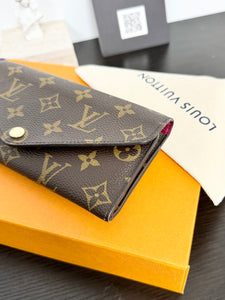 LOUIS VUITTON Monogram Josephine Wallet in Fuchsia