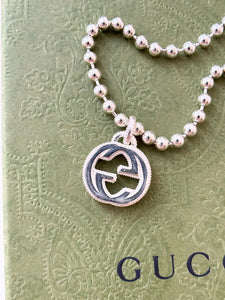 GUCCI Sterling Silver Brit GG Pendant Bracelet