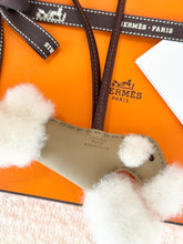Load image into Gallery viewer, Hermès 2025 Milo &amp; Mouton Budy Bag Charm - Ecru/Beige Marfa/Terre

