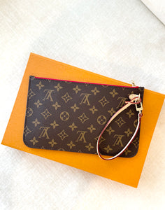 LOUIS VUITTON 2024 Neverfull MM Monogram Pochette Wristlet Pouch / Cherry