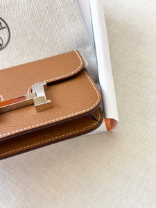 Hermès Constance Slim Wallet Gold Epsom / Silver Hardware
