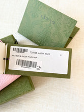 Load image into Gallery viewer, GUCCI Medium Double G Bi-Fold Compact Wallet with Bamboo / Pink
