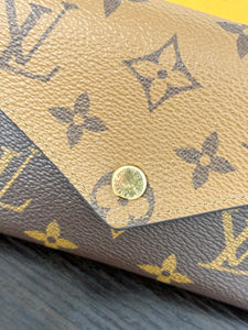 LOUIS VUITTON Monogram Reverse Victorine Wallet