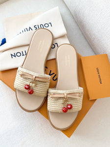 LOUIS VUITTON LV x TM Takashi Murakami Raffia Cherry Lily Flat Mule / EU38
