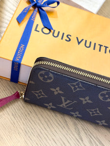 LOUIS VUITTON Clémence Monogram Zippy Wallet in Fuchsia