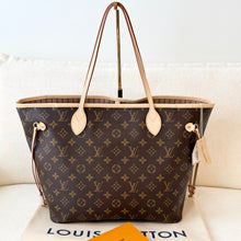 Load image into Gallery viewer, LOUIS VUITTON 2025 Monogram Neverfull MM Monogram Tote / Rose Beige
