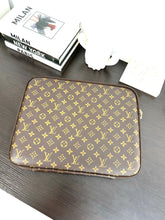 Load image into Gallery viewer, LOUIS VUITTON Monogram Canvas 15 Inch Laptop Case
