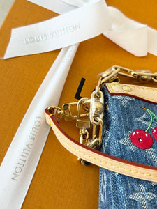 🍒 LOUIS VUITTON LV x TM Takashi Murakami Monogram Denim Pochette Accessoires
