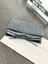 Load image into Gallery viewer, BOTTEGA VENETA Nappa Intrecciato Tie Clutch in Black
