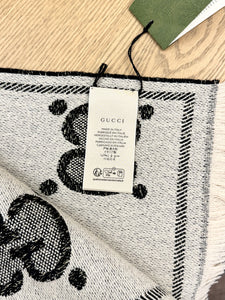 GUCCI GG Wool Jacquard Scarf - Black/Ivory