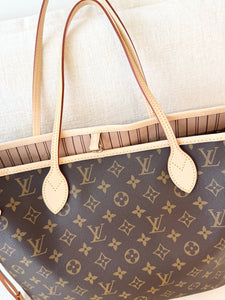 LOUIS VUITTON 2025 Monogram Neverfull MM Monogram Tote / Rose Beige
