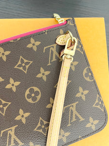 LOUIS VUITTON 2022 Monogram Neverfull MM Pochette Wristlet Pouch in Pivoine Pink