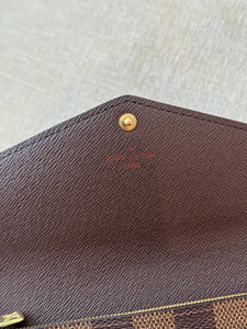 LOUIS VUITTON Damier Ebene Sarah Wallet