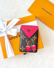 Load image into Gallery viewer, 🍒 LOUIS VUITTON LV x TM Takashi Murakami Monogram Cherry Porte-Cartes Magnet
