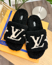 Load image into Gallery viewer, LOUIS VUITTON Shearling Bom Dia Flat Mule in Black/White - EU38
