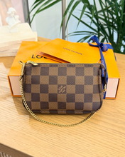 Load image into Gallery viewer, LOUIS VUITTON Damier Ebene Canvas Mini Pochette Accessoires
