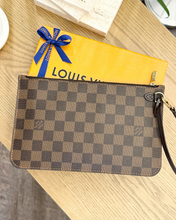 Load image into Gallery viewer, LOUIS VUITTON Neverfull Damier Ebene Pochette Wristlet Pouch in Cherry
