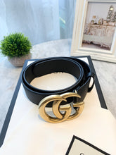 Load image into Gallery viewer, GUCCI Double G Buckle Wide Leather Belt In Black 80/32
