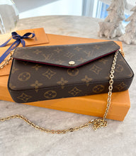 Load image into Gallery viewer, Louis Vuitton 2022 Felicie Pochette Monogram Crossbody Bag
