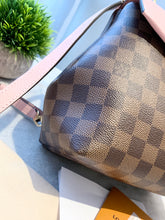 Load image into Gallery viewer, LOUIS VUITTON 2018 Damier Ebene Clapton Backpack In Magnolia
