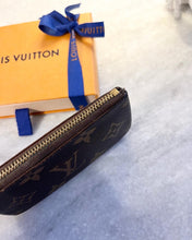 Load image into Gallery viewer, Louis Vuitton Monogram Cles Chain Key Pouch
