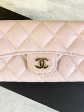 Load image into Gallery viewer, CHANEL 2021 Caviar Quilted Flap Card Holder In Light Pink
