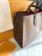 Load image into Gallery viewer, LOUIS VUITTON OnTheGo MM Monogram Reserve Canvas Tote Bag
