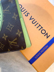 LOUIS VUITTON Monogram Villes D'europe City Guide Notebook Cover